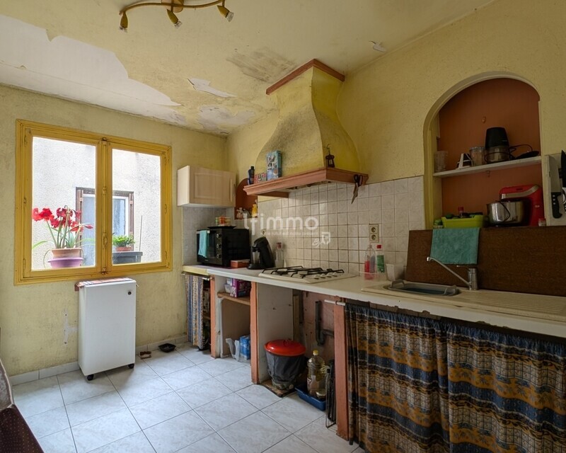 Maison de ville à rénover au cœur de Limoux - Pxl 20250605 080034702.mp