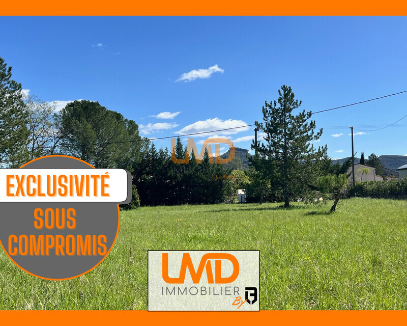 Charmant terrain plat avec raccordements en bordure - Sous offre stalb 2 