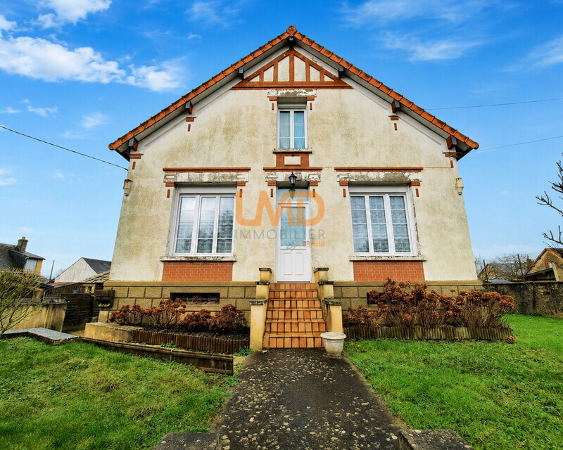 Maison de village à Mondoubleau, 95 m², 2 chambres - Chatgpt image 26 août 2026  13 56 25