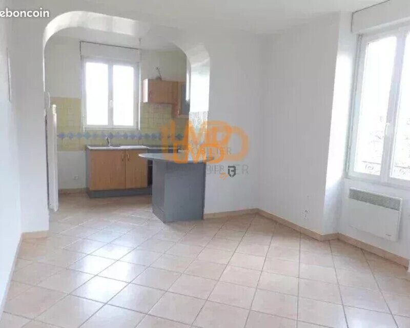 Appartement T2 bis 1er étage - dc5861ce-db3f-43d8-bb06-71b272e110a1