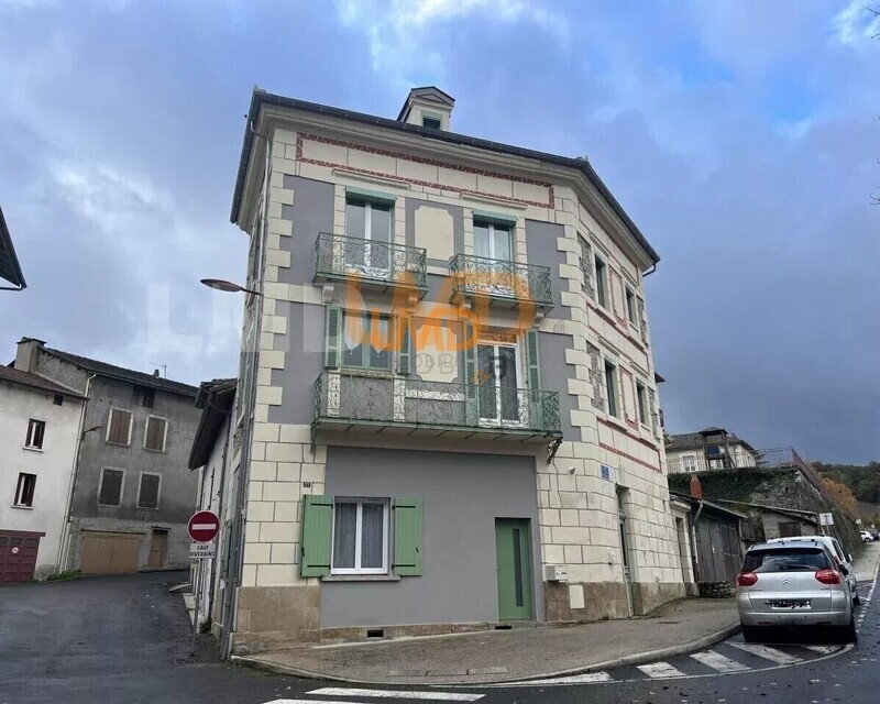 Maison DE Caractere Aubin Aveyron - Aveyron maison de ville trois niveaux  11 