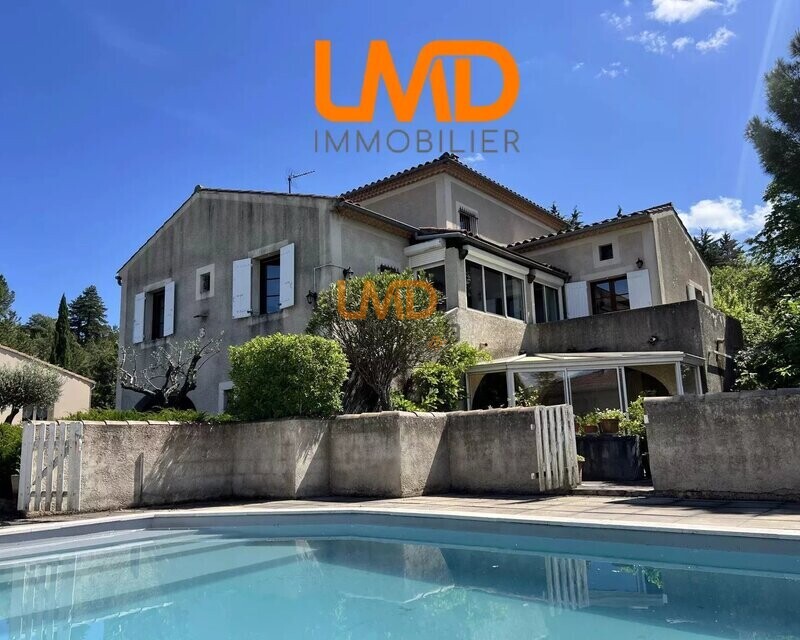 Spacieuse maison familiale de 6 pièces avec piscine et terrain arboré - 88bf82ee-3619-4252-b66c-a0e17aba6a74