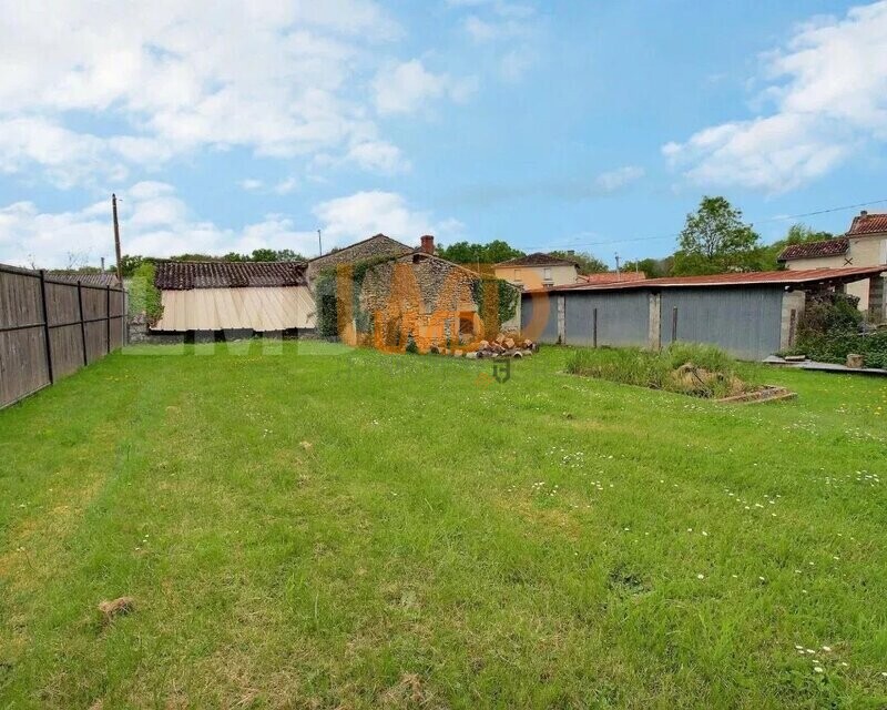 Terrain avec grange - 1a91b6c5-b850-4dc1-8f53-06f526e5afe3