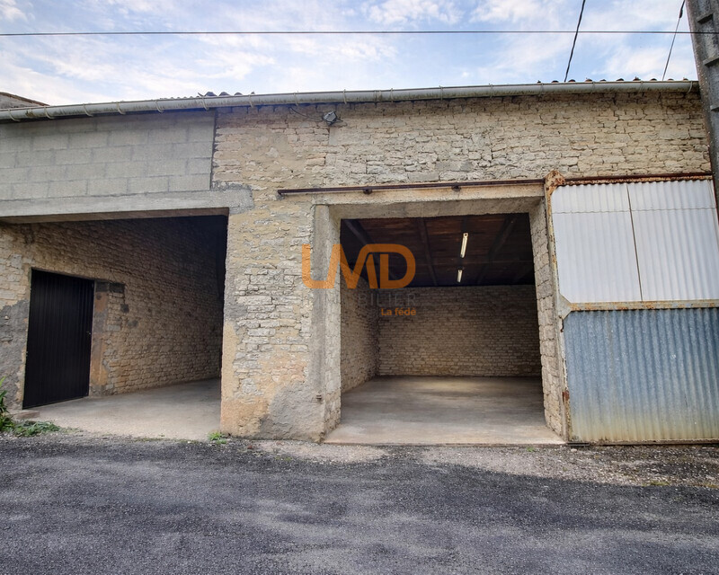 Batiment 100 m2  - Chatgpt image 30 janv. 2026  10 10 55