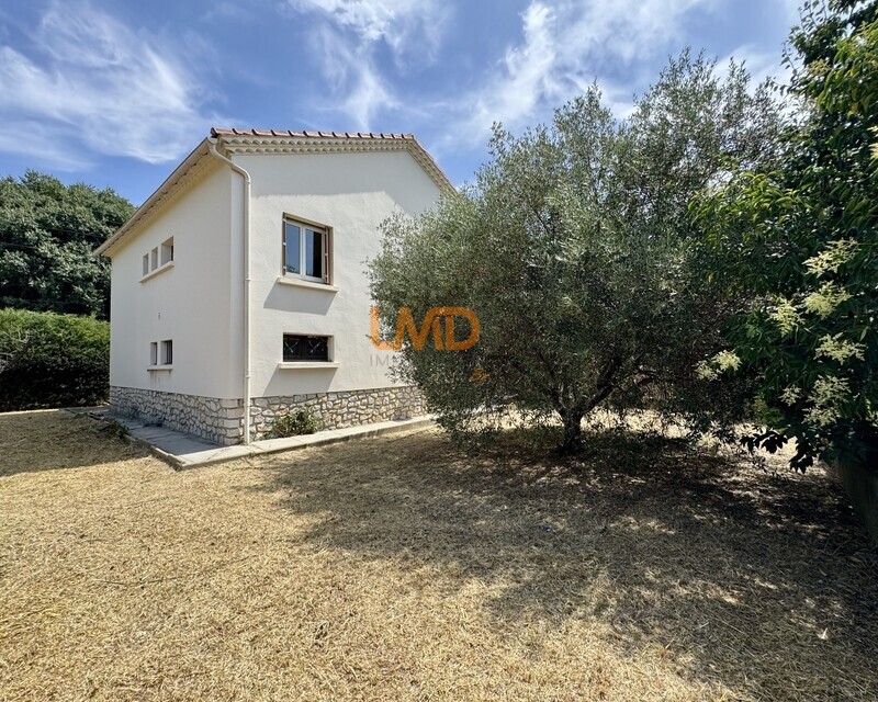 Maison de 115 m² avec terrain divisible de 725 m² - Image00008