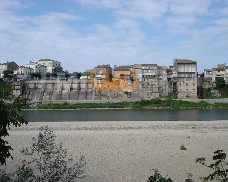 Centre Ville  Appartement 136 M² Avec Dependances - be3afce5-c9f8-4929-8a0f-5564938b0f2f