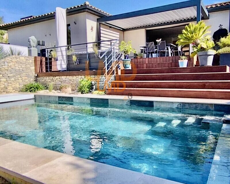 Maison de plain-pied - piscine - au calme - garantie décennale - 3d8ad5da-4fb8-4907-a387-4c2e02a3964e