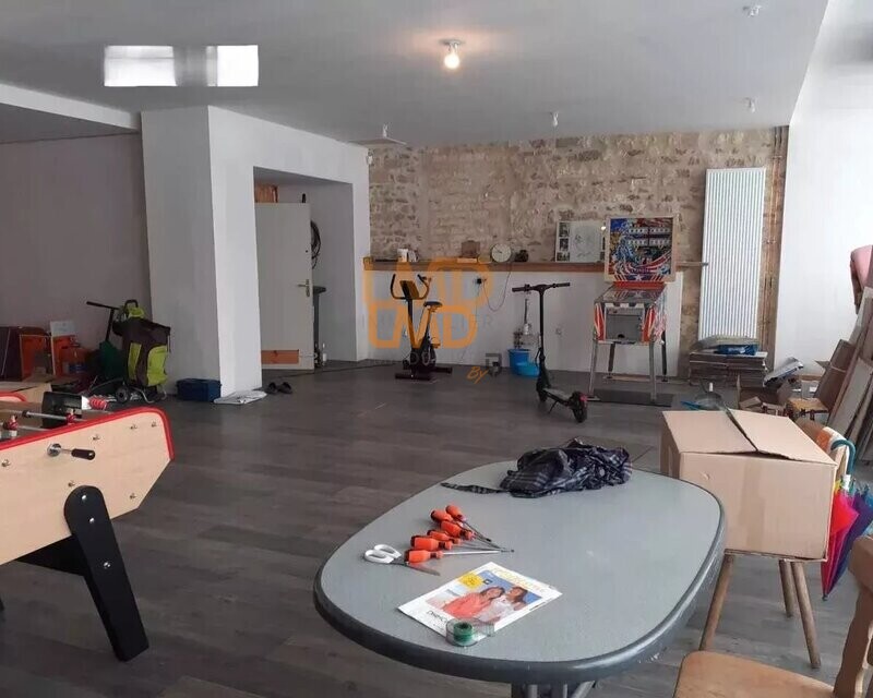 Local commercial avec appartement - db3018da-93f7-4512-8db9-02d3539c37ea