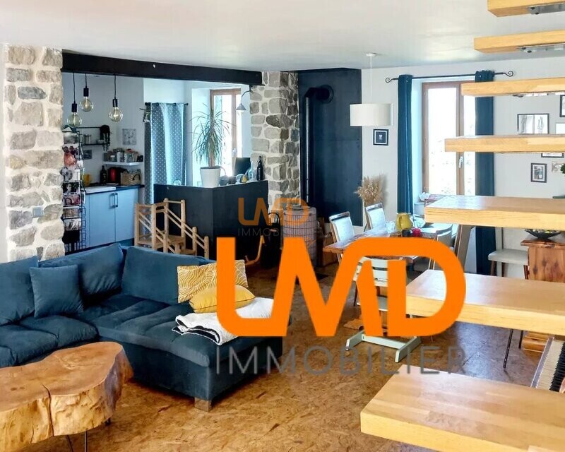 Maison avec belle vue et grand potentiel – Centre-ville d’Aubenas - 316ba944-d47f-47e5-b52b-58e50b0afec9