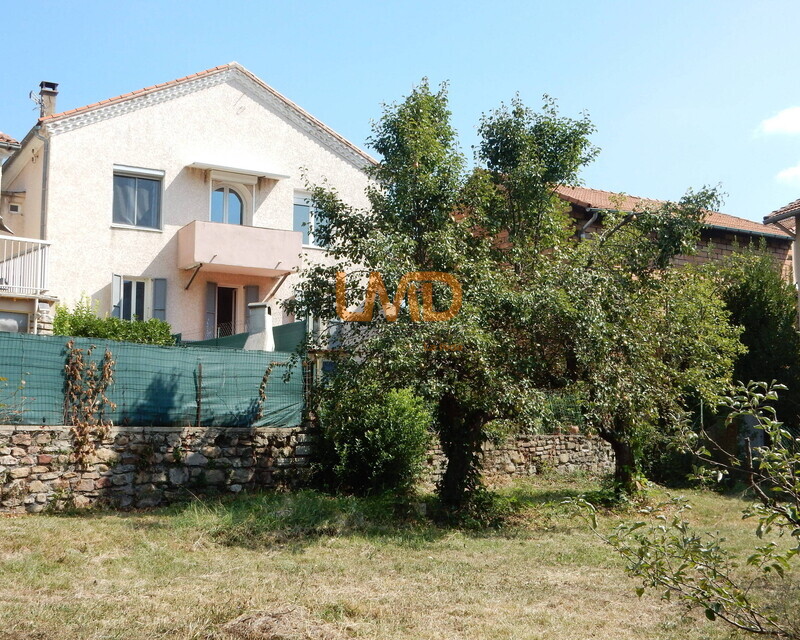 Maison en pierre avec 2 appartements - Garage - Grand Terrain - Dscn1157