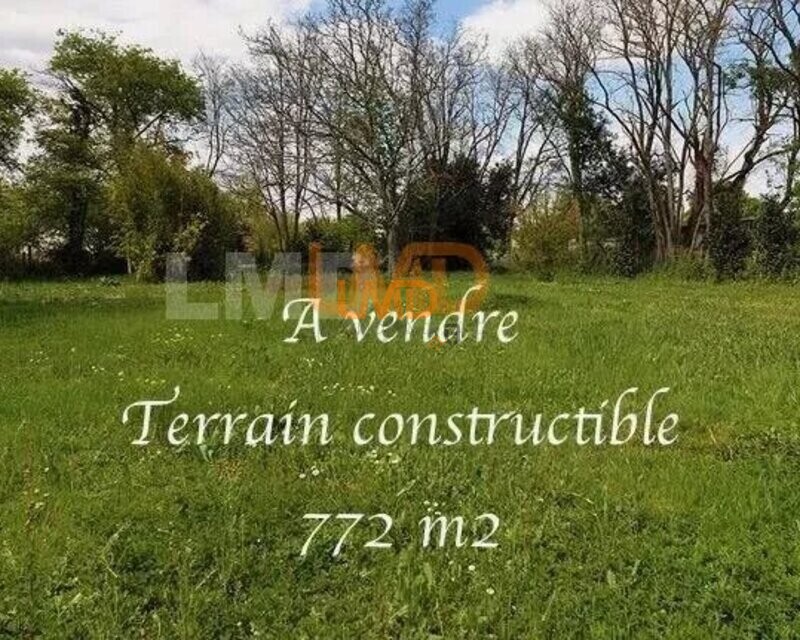 Terrain constructible  772 m²  - f0b76e1c-6d5d-4b23-932d-f49f2f14c044