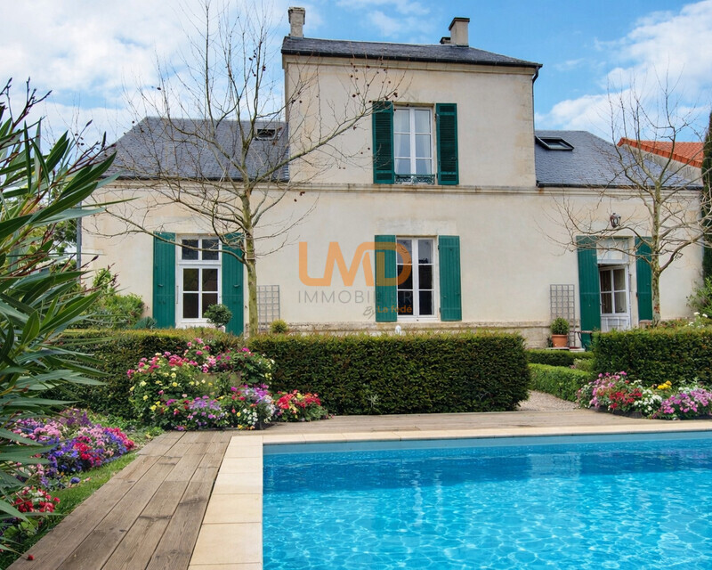 Demeure Bourgeoise St Jean d'Angely - 6ceec1e6-898c-494d-999d-0ba159d7f870