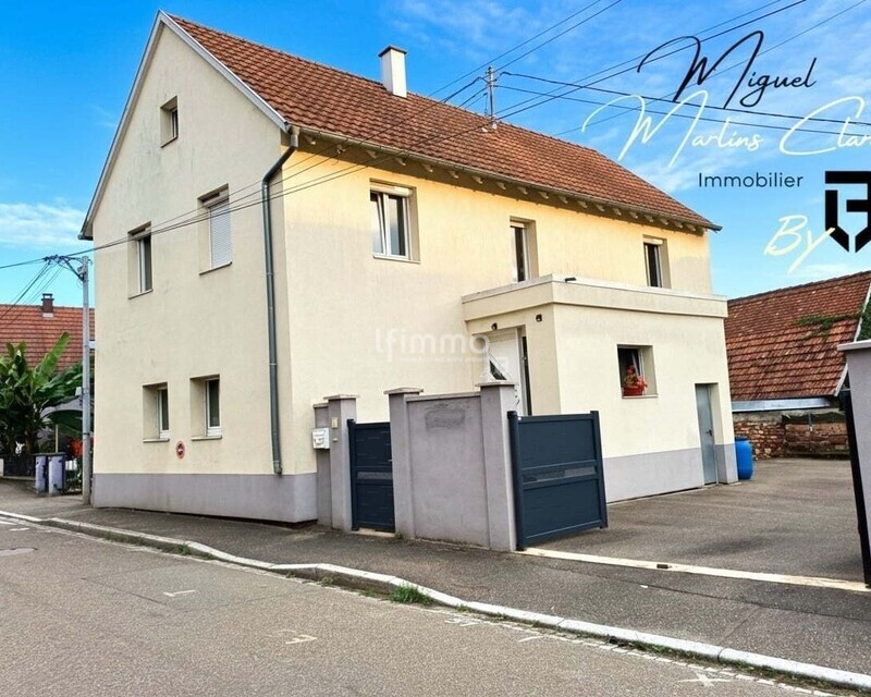 Maison 4 pièces 100m² - 888888