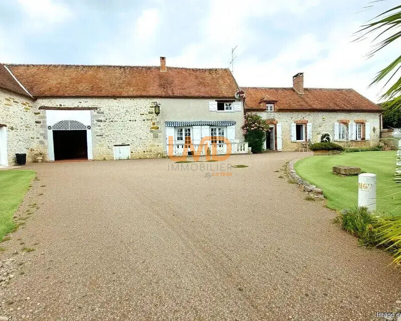 Donnemarie-Dontilly, Maison en pierre, sur terrain clos de murs - Ia generated 1764180159