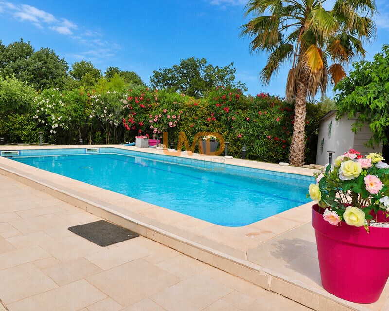 Taradeau: maison T4 + bureau sur 700m2 avec piscine - 6fb15d07-2a4c-4daa-b562-45bf3b04e7a3