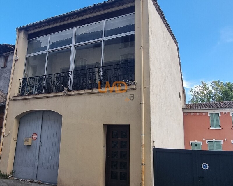 Le Muy – Maison de village avec garage – Centre-ville - 20250725 092246
