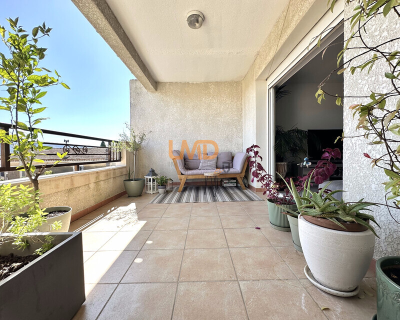 Bel Appartement en Résidence de Haut Standing en Ville au Calme - À VENDRE T3 CAVAILLON 