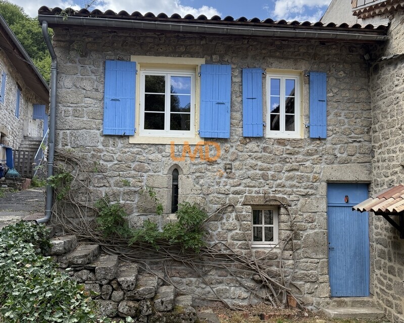 Maison en pierre rénovée – Meublée à Thueyts (07) - Img 6312