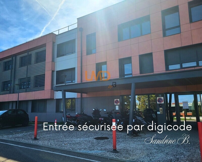 Studio avec parking privé - Digicode