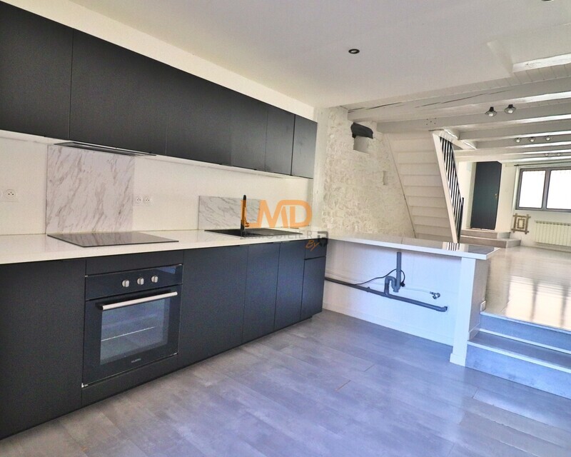 En exclusivité au Luc: belle maison de ville T4 107m2 aucun travaux - Ac924da4-4635-4a29-a660-b3df4d53ef78 1 201 a