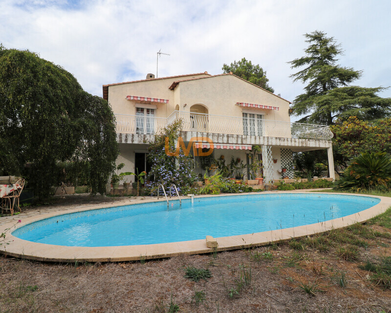 Maison familiale avec piscine à Bernis, aux portes de Nîmes - 3