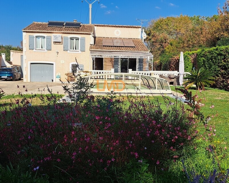 Grand terrain piscine atelier garage studio  - 20251015 154421