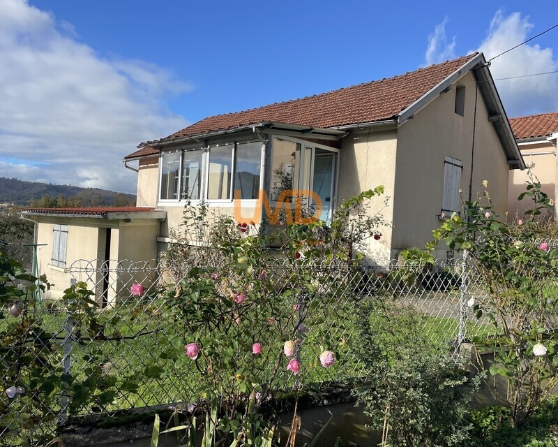 Maison T4 sur grand terrain avec dépendances - Img 1334