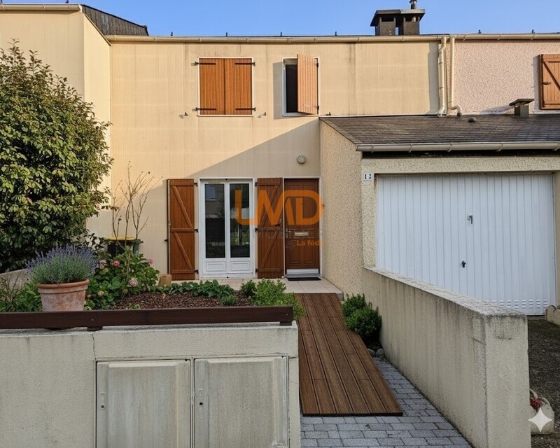 Maison  102m² quartier Gesvrine la Chapelle Sur Erdre - Façade ia