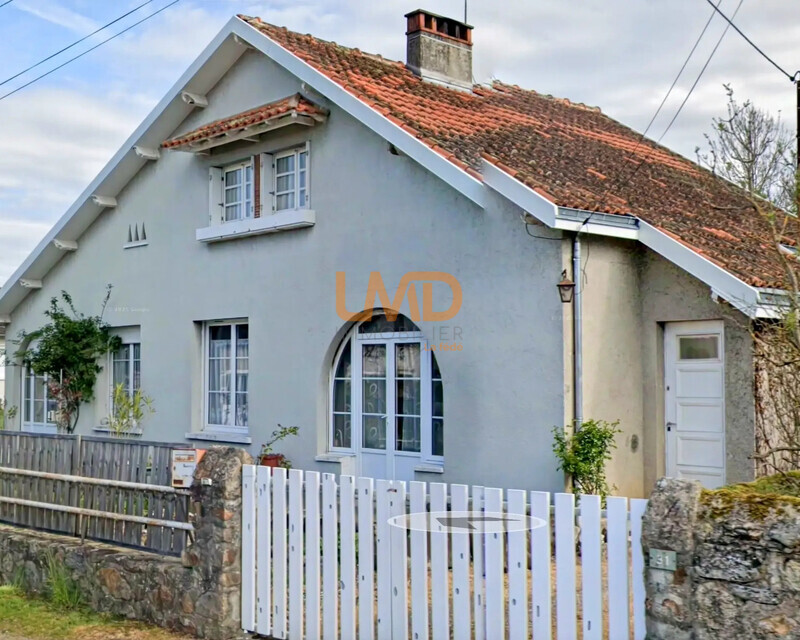 Maison familiale de 120m² - 3 chambres - Ia generated 1764234937