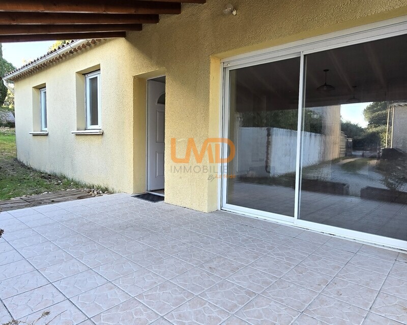 Maison de plain-pied au calme, proche du village - Photo0