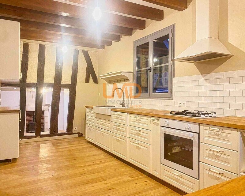 Maison de bourg- T5- jardin clos - sans travaux - Mondoubleau - Whatsapp image 2025-12-16 à 19.54.03 7b66876c