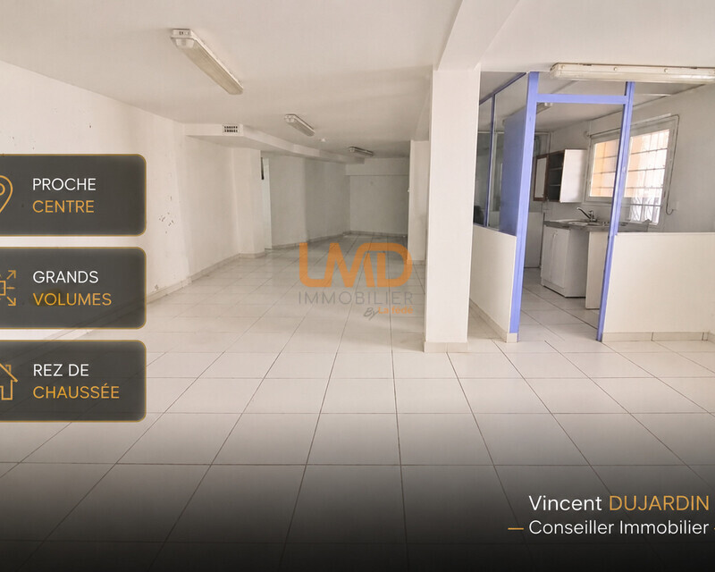 Local commercial 236m2 au centre de Ollioules - 01dd696a-6f8c-41c1-9d0c-ccd46bb7ac31