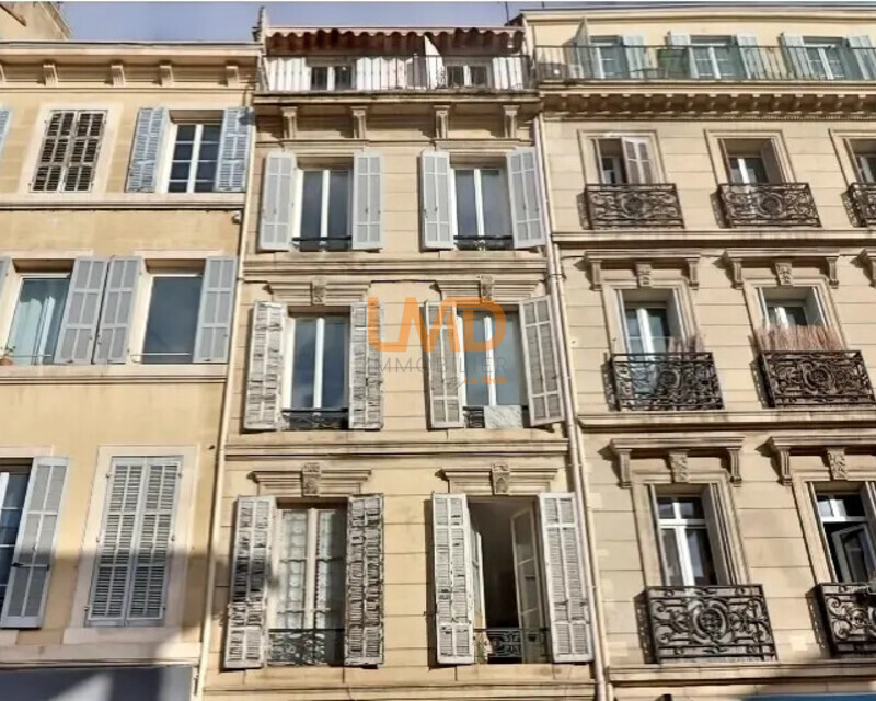 Appartement T2 avec cours intérieure - Idéal investisseurs - Ia generated 1770364321