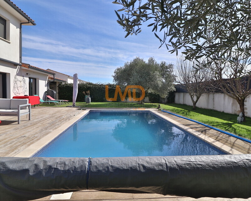 Maison contemporaine-6 pièces-piscine-garage - Img 1617