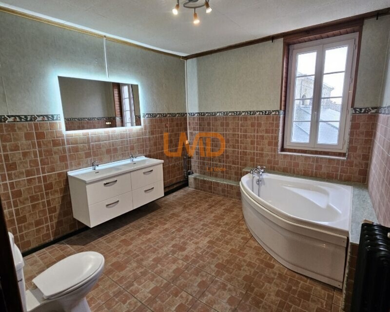 Appartement  - Salle de bain miroir