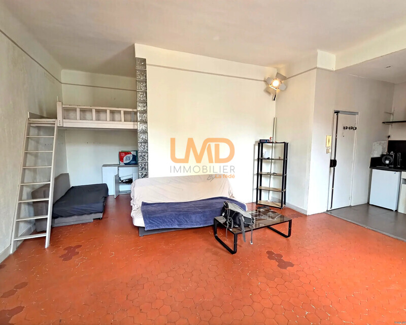 Vente studio avec mezzanine - Pardigon - 13004 Marseille - Pièce de vie