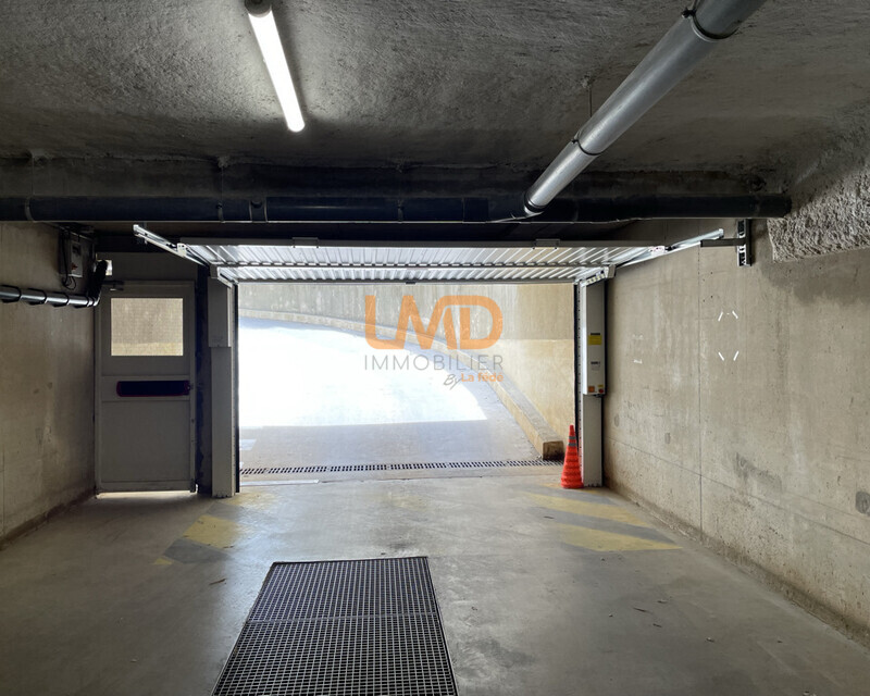 Place de parking sécurisée Brignoles - 7b1dc803-83bc-427c-bf7e-786ad510ac19 1 105 c