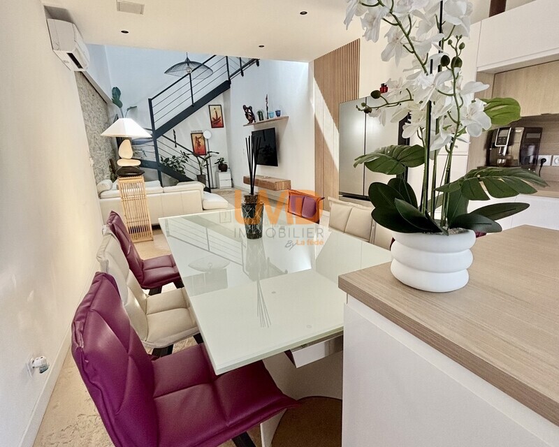 maison de ville, 160m2, 4 chambres, garage et jardin - Img 8297
