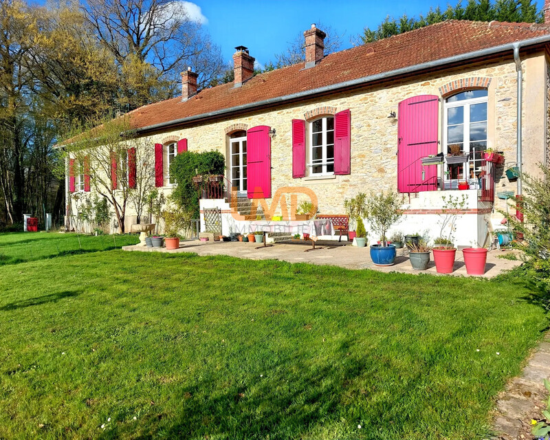 77, Montereau, maison en pierre , très bon état sur environ 1hectare - Façade 2 ret