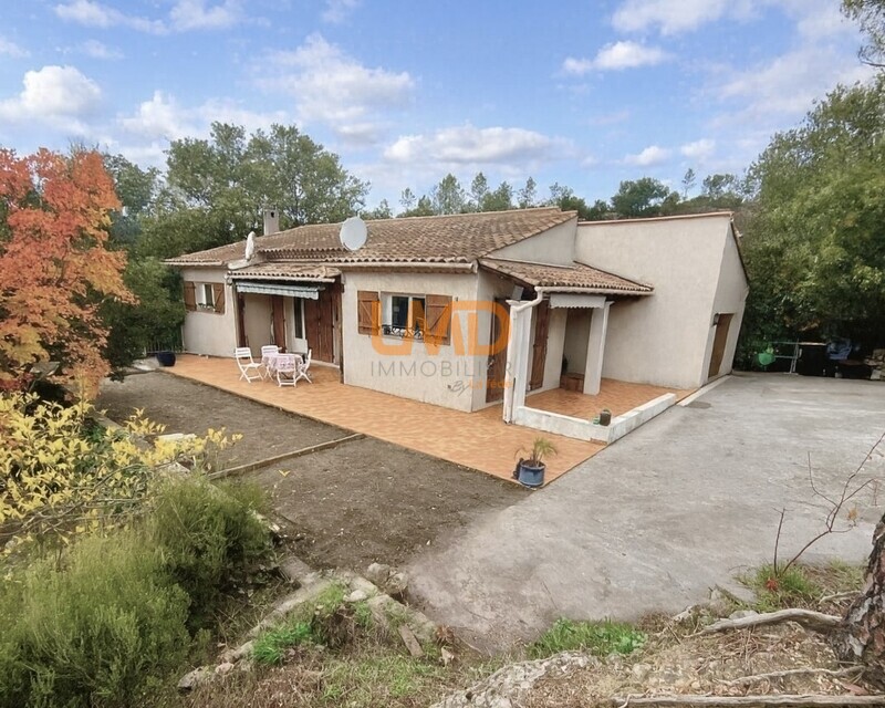 Les Esterets du Lac, Montauroux: maison de 106m2 + annexe et garage - 7a1d6c56-4e8a-4867-b7cc-7bcfd4e879fd 1 201 a