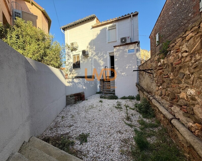 Maison de village 52 m2 T3 avec cour et cave  - Img 2291