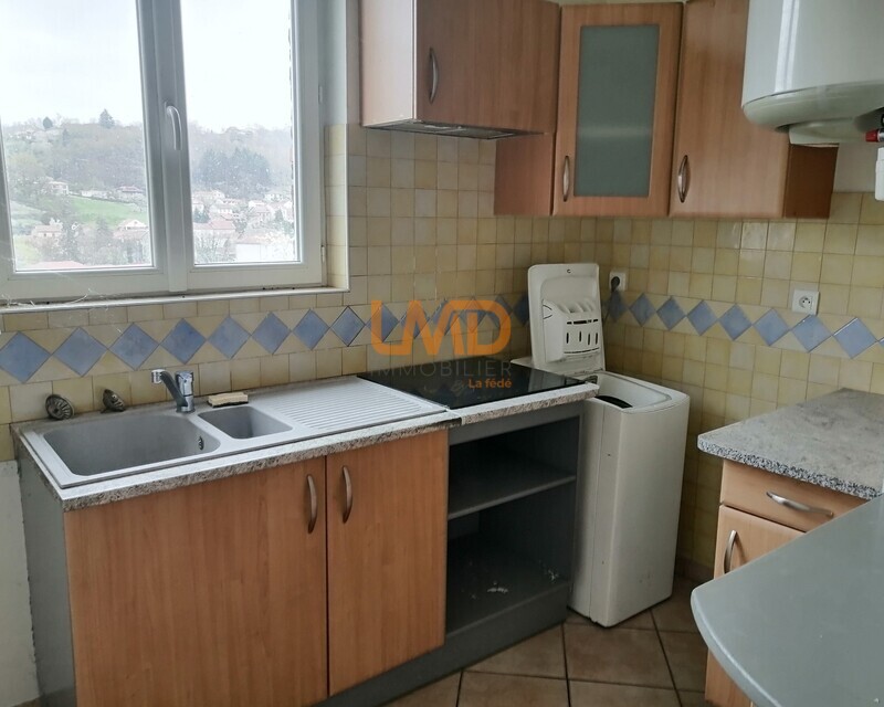Decazeville : Appartement T3 proche centre ville  - Img 20260328 105215