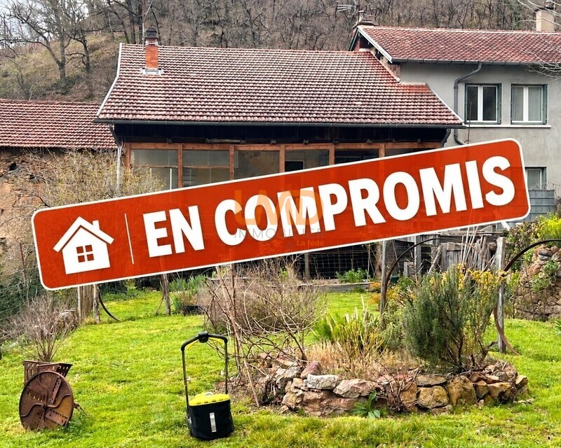 Charmante maison 1 chambre Viviez Aveyron - Maison rurale sous compromis-1