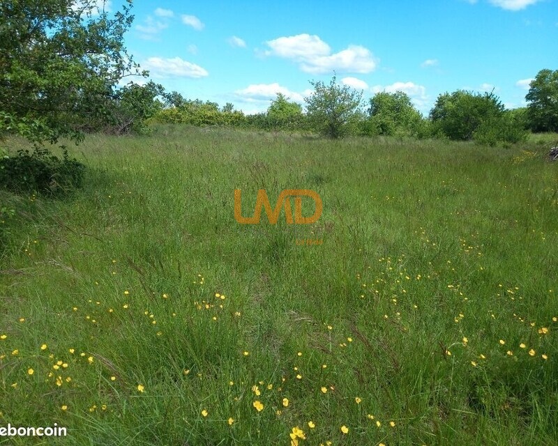 Allègre-les-Fumades – Terrain à bâtir au calme - 20d4e4117c54629fab22fa62b1a6b58dfbd5f50c