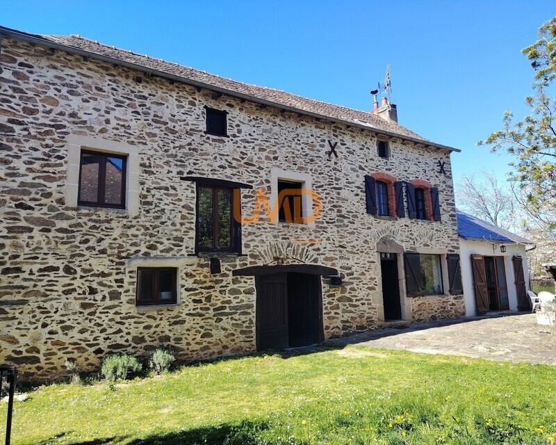 Maison en pierres avec vue dégagée sans vis à vis  - 1