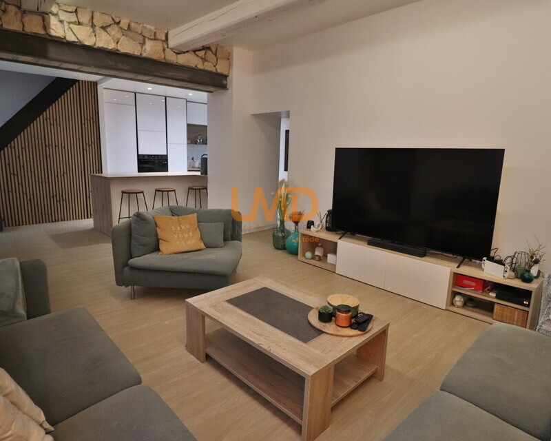 Maison de caractère- 5 chambres-garage-extérieur avec bassin - #uchaudrésidencesecondaire