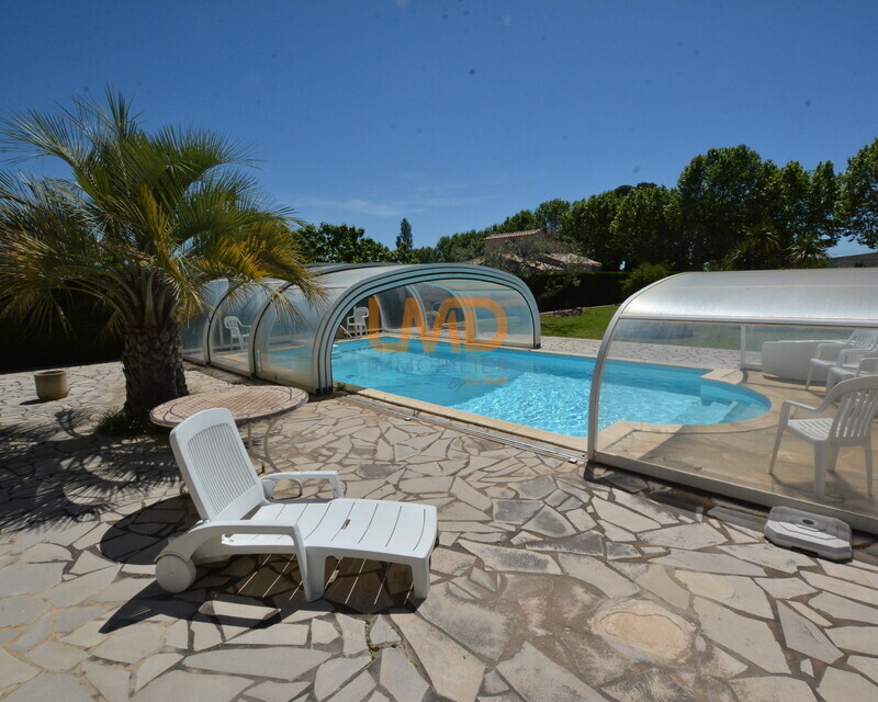 Villa plain-pied piscine double garage terrain 1700m2 - #maisondecampagne