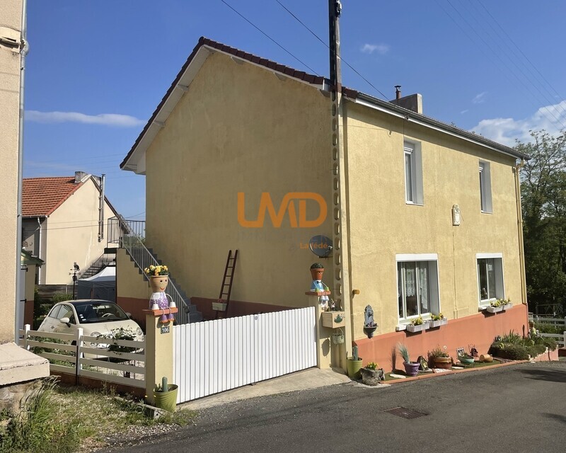 Maison lumineuse avec jardin - Aveyron maison t4 avec garage et jardin