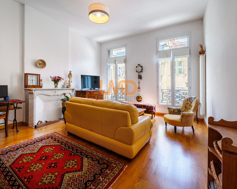 Breteuil&Sylvabelle - T3/4 de Caractère - 97m2 - Breteuil-1