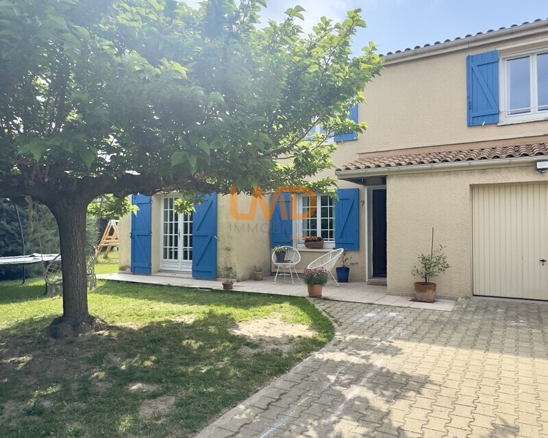 Sénas, Rare à la vente, Maison 4 chambres avec garage, terrain 532m2. - Img 5466